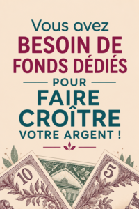 Femme souriante consultant un tableau de gestion financière avec des fonds de réserve
