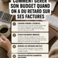 Une femme souriante prenant des notes pour établir un budget efficace.