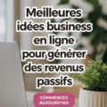 Femme souriante travaillant sur son ordinateur pour créer un business en ligne et un revenu passif