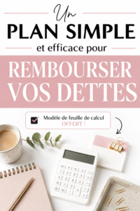 Femme souriante utilisant un tableau pour gérer ses remboursements de dettes.