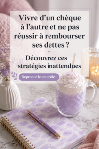 Une femme examinant son budget à l'aide d'un ordinateur et de notes.